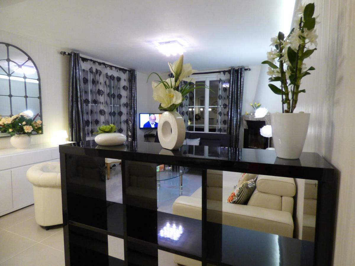 Villa Maison Blanche Tulle 1 A 4 Personnes Екстер'єр фото